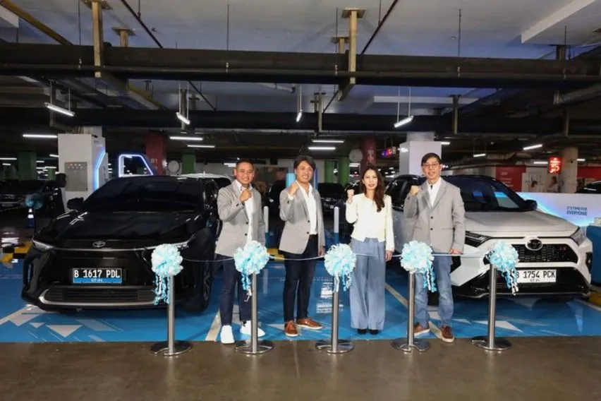Toyota Indonesia Perluas Fasilitas Pengisian Baterai