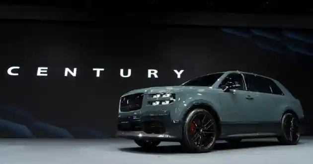 Toyota Century SUV Bakal Hadir Versi GRMN-nya
