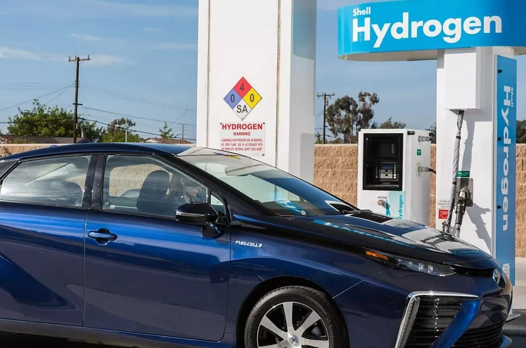 Toyota Perkenalkan Hydrogen Refueling Station untuk Dukung Energi Bersih