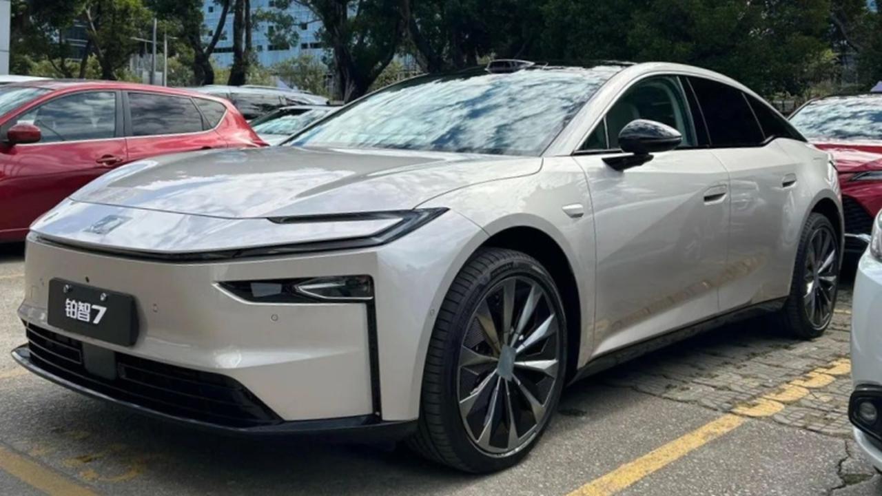 Toyota bZ7 Resmi Meluncur 2026, Gunakan Motor Listrik Huawei